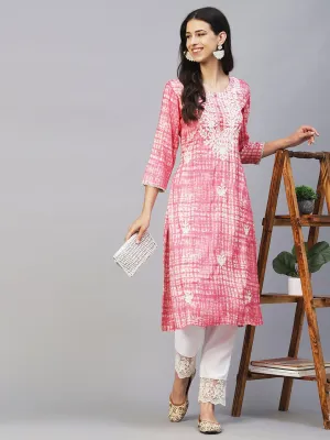 Abstract Printed & Chikankari Embroidered Straight Fit Kurta - Pink