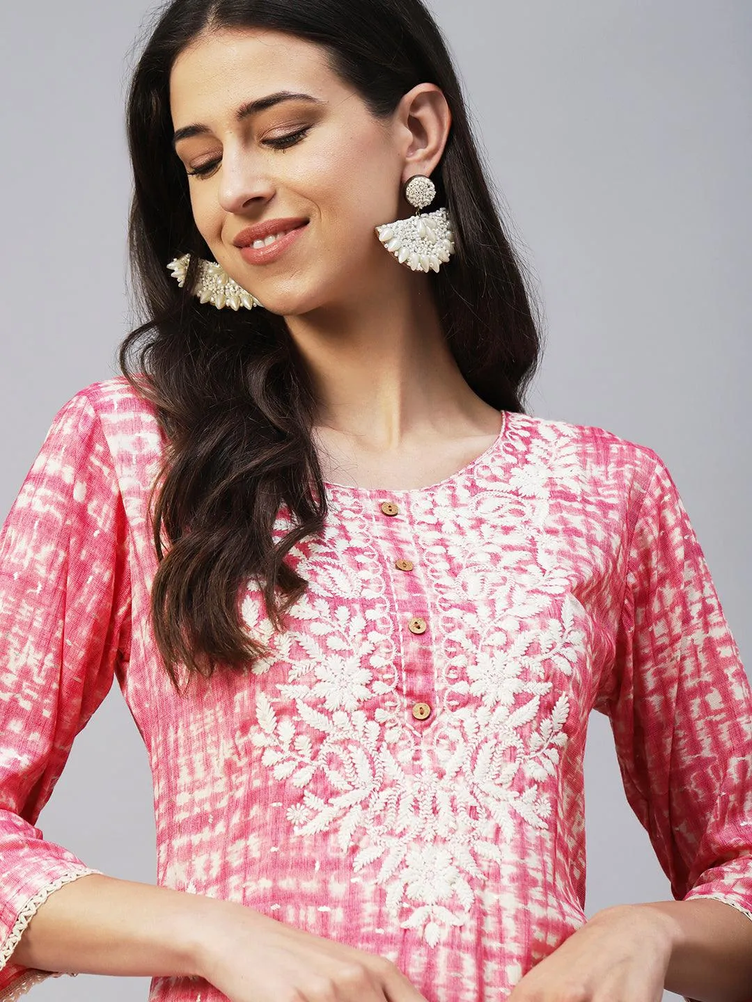 Abstract Printed & Chikankari Embroidered Straight Fit Kurta - Pink