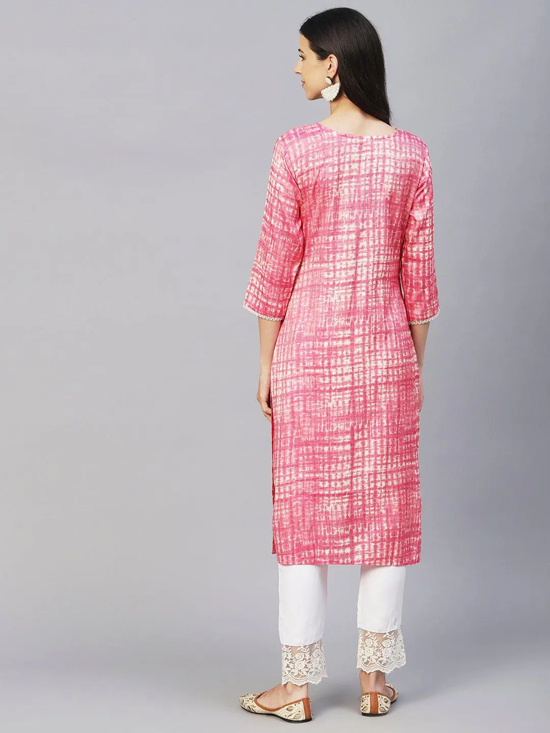 Abstract Printed & Chikankari Embroidered Straight Fit Kurta - Pink