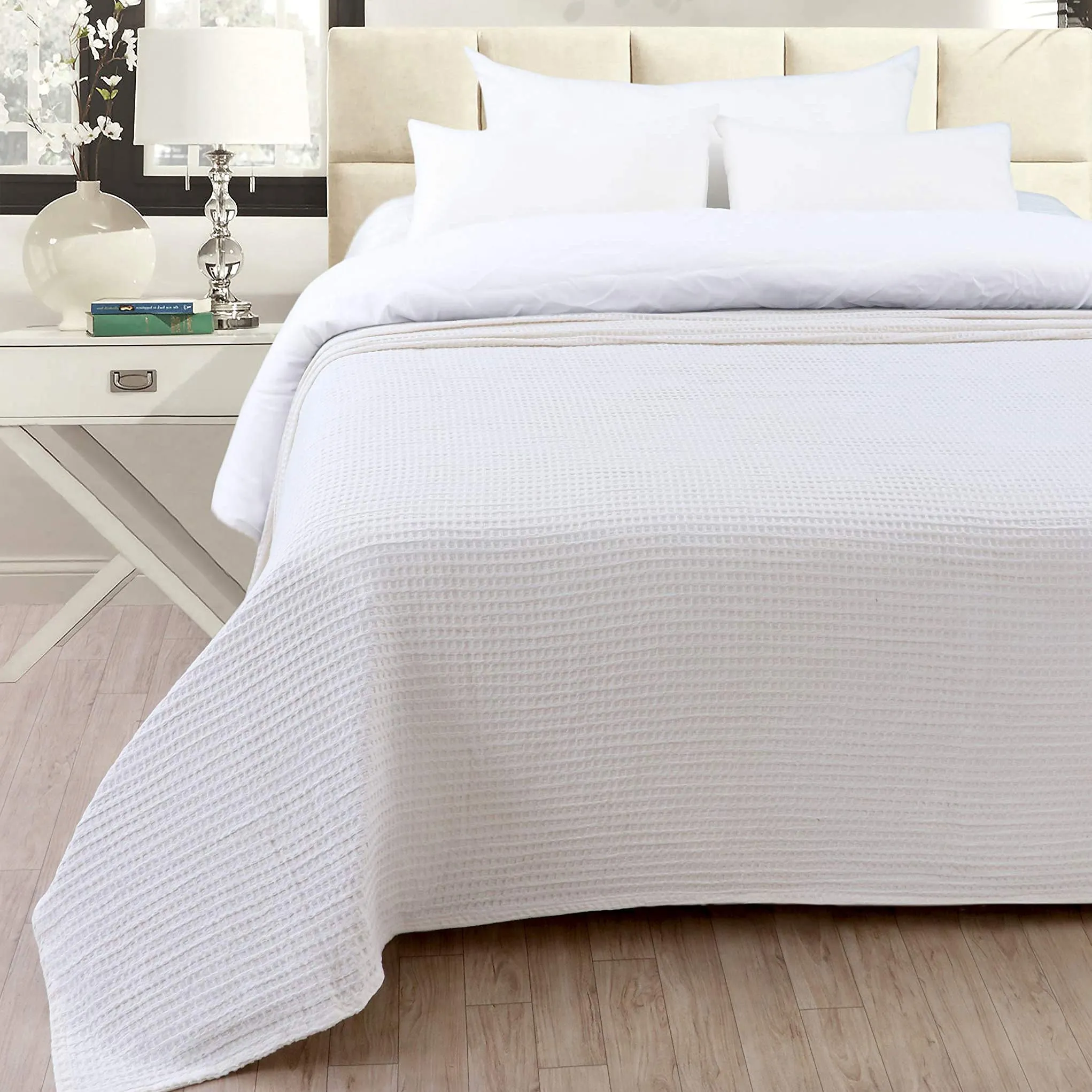 BELLA TRUE Lightweight Cotton Blanket Waffle Weave Thermal Blanket, Perfect for Layering Any Bed Super Soft All-Season Bed/Throw Blanket - Queen (90 x 90 inches), Ivory