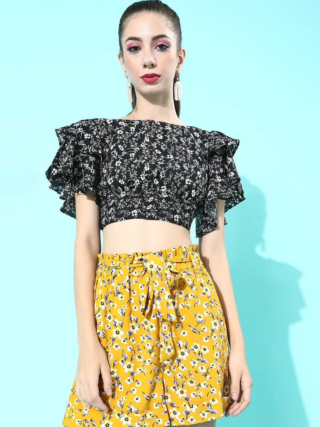 Berrylush Women Black & White Floral Printed Boat-Neck Ruffled Crop Top