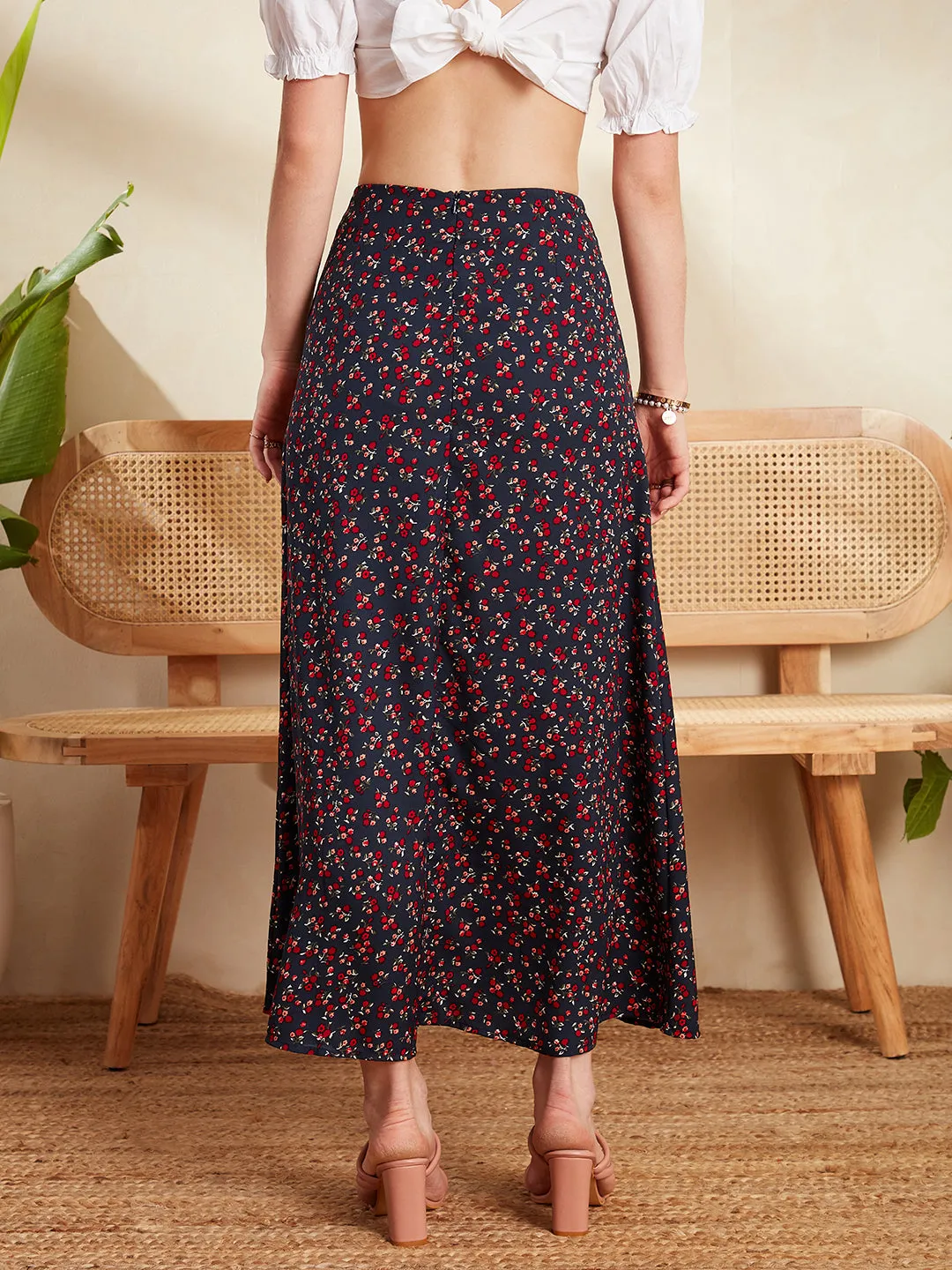 Berrylush Women Navy Blue & Red Floral Printed High-Rise Waist Zipper-Up Thigh-High Slit Flared A-Line Maxi Skirt