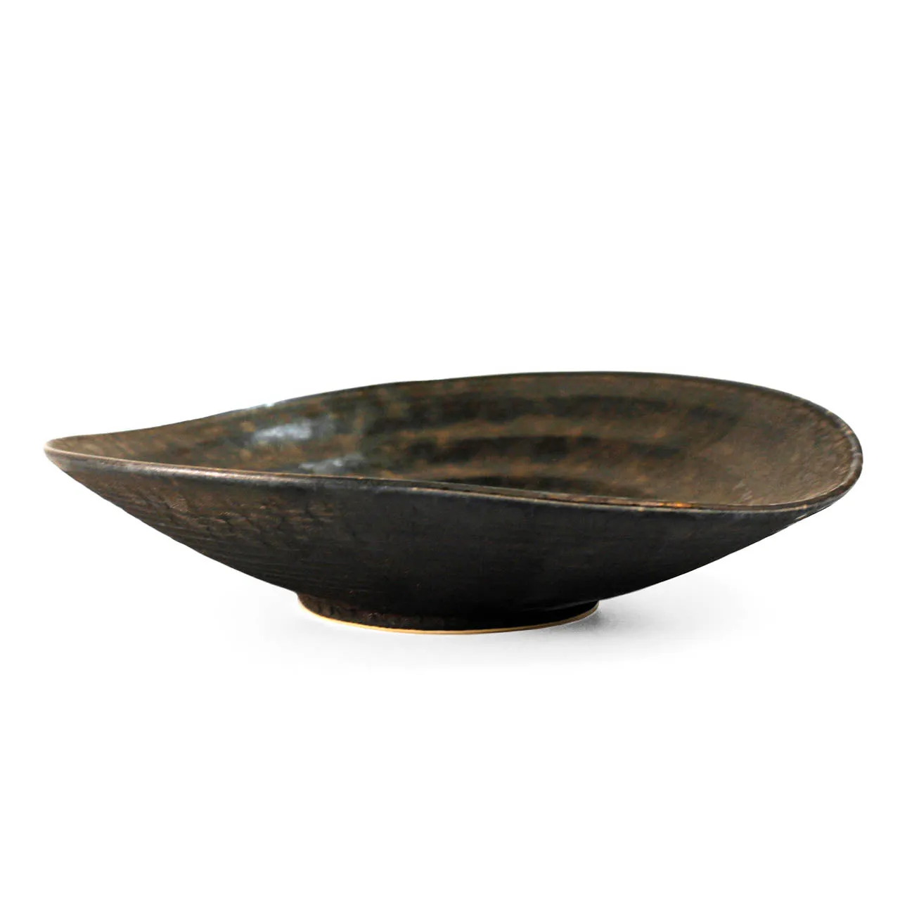 Charcoal Gray Round Plate 7.48" x 7.17"