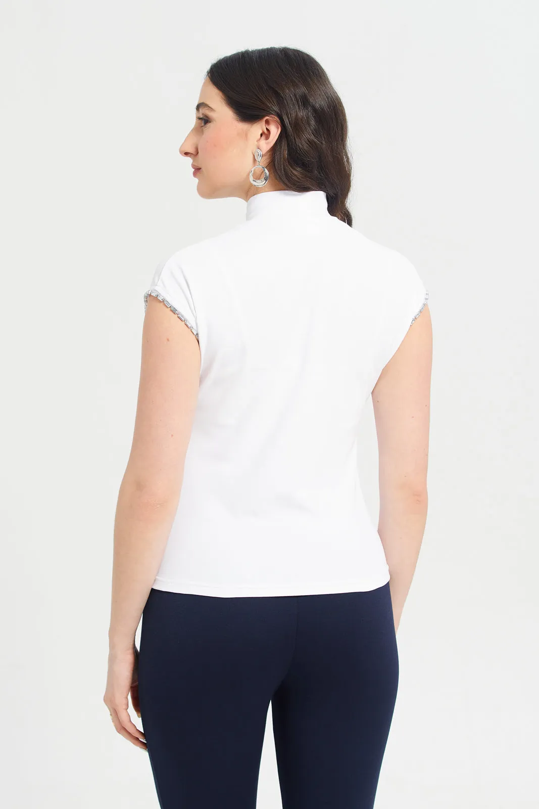 High Neck Slevee Trim Top