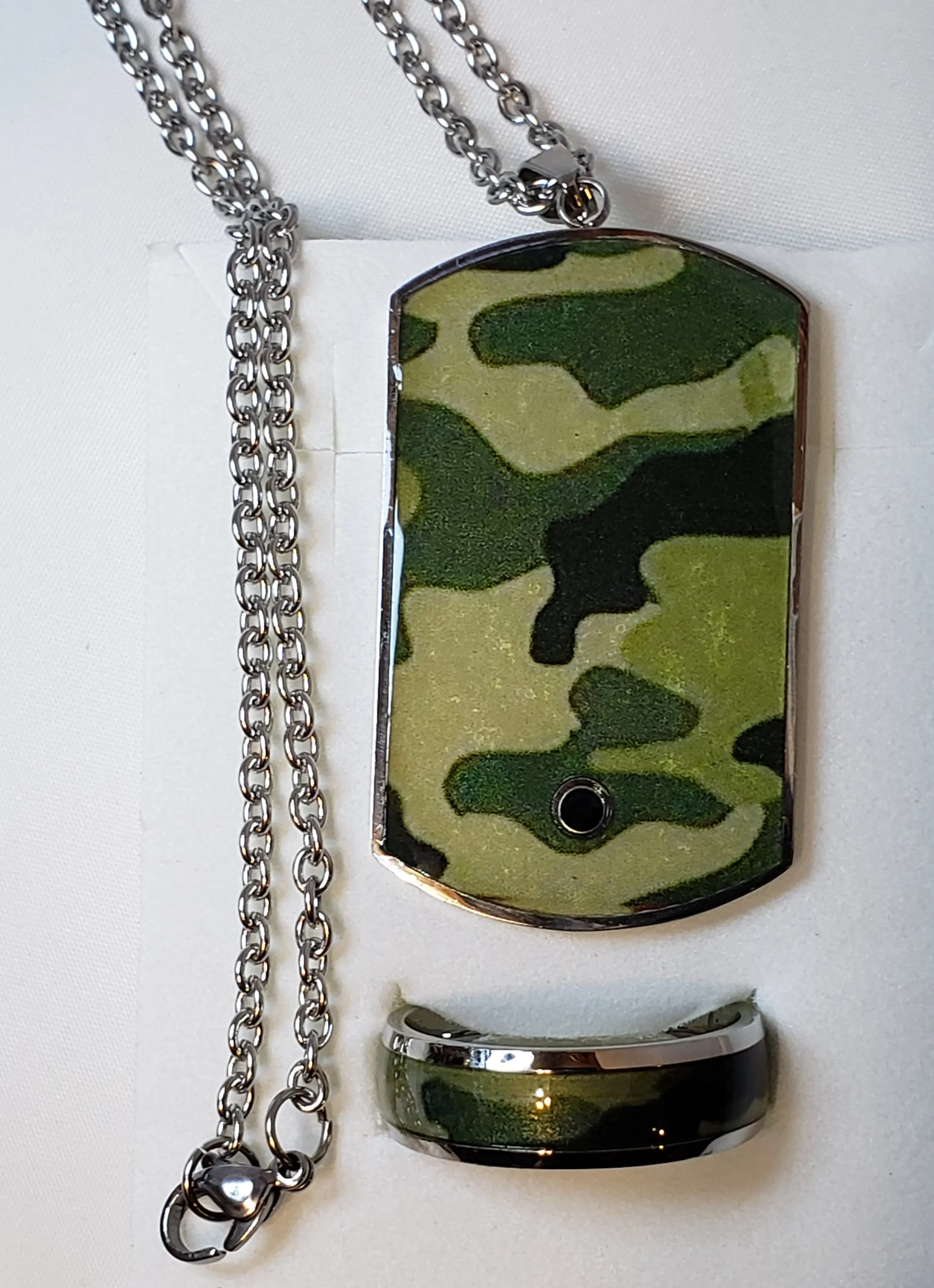 Men's Austrian Crystal & Stainless Steel "Camouflage" Ring & Dog Tag Pendant on 24" Chain Set