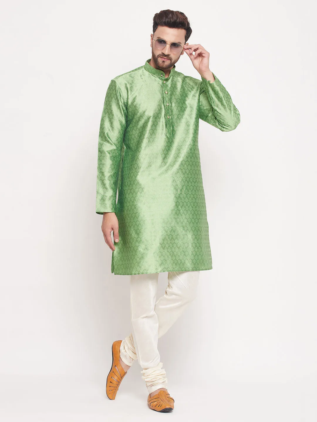 Men's Ethnic Motif Jacquard Silk Blend Kurta With Embellished Buttons And Cream Pyjama - Vastramay