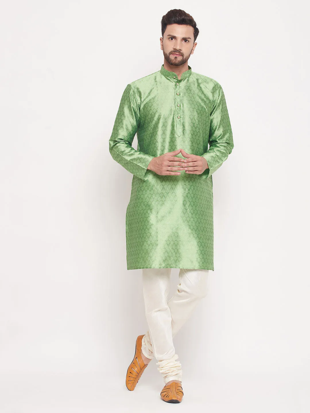 Men's Ethnic Motif Jacquard Silk Blend Kurta With Embellished Buttons - Vastramay