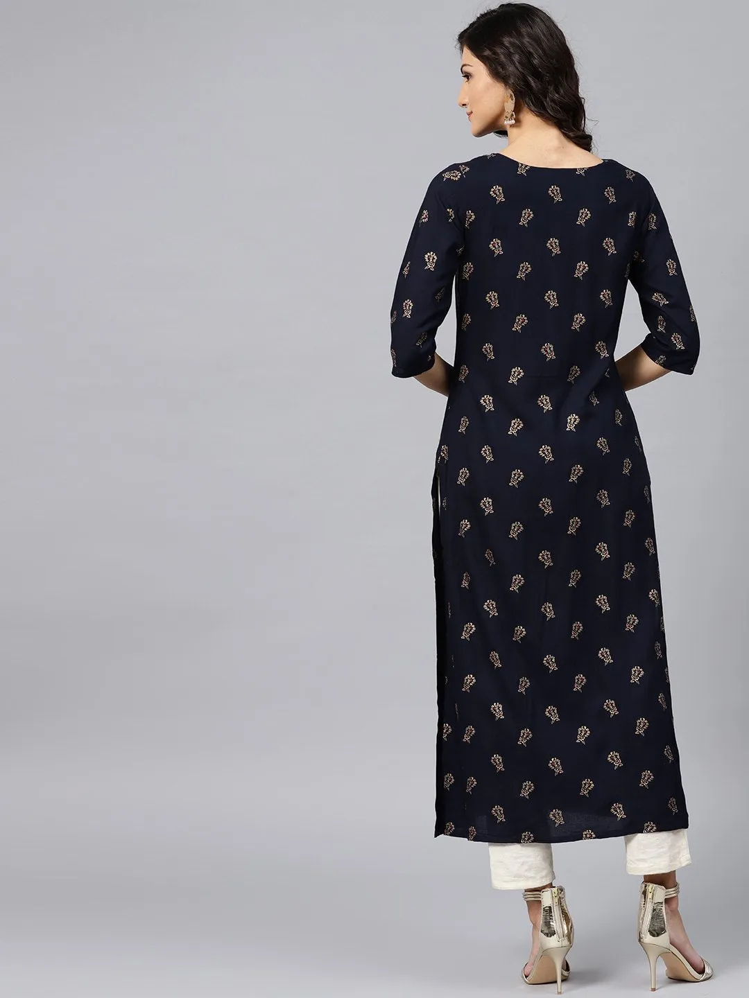 Navy Blue Printed Kurta With V-Neck And 3/4 Sleeves