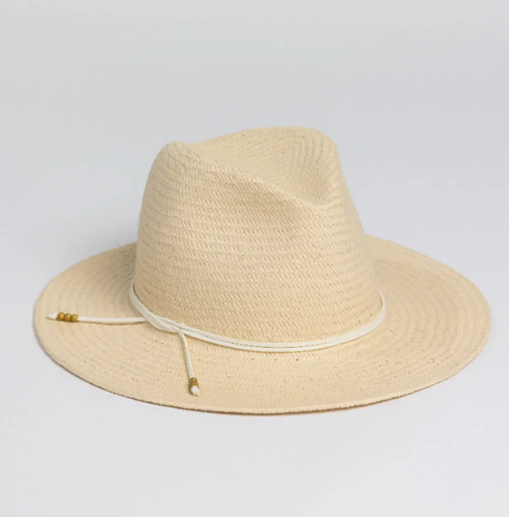 The Classic Travel Packable Hat in Natural White